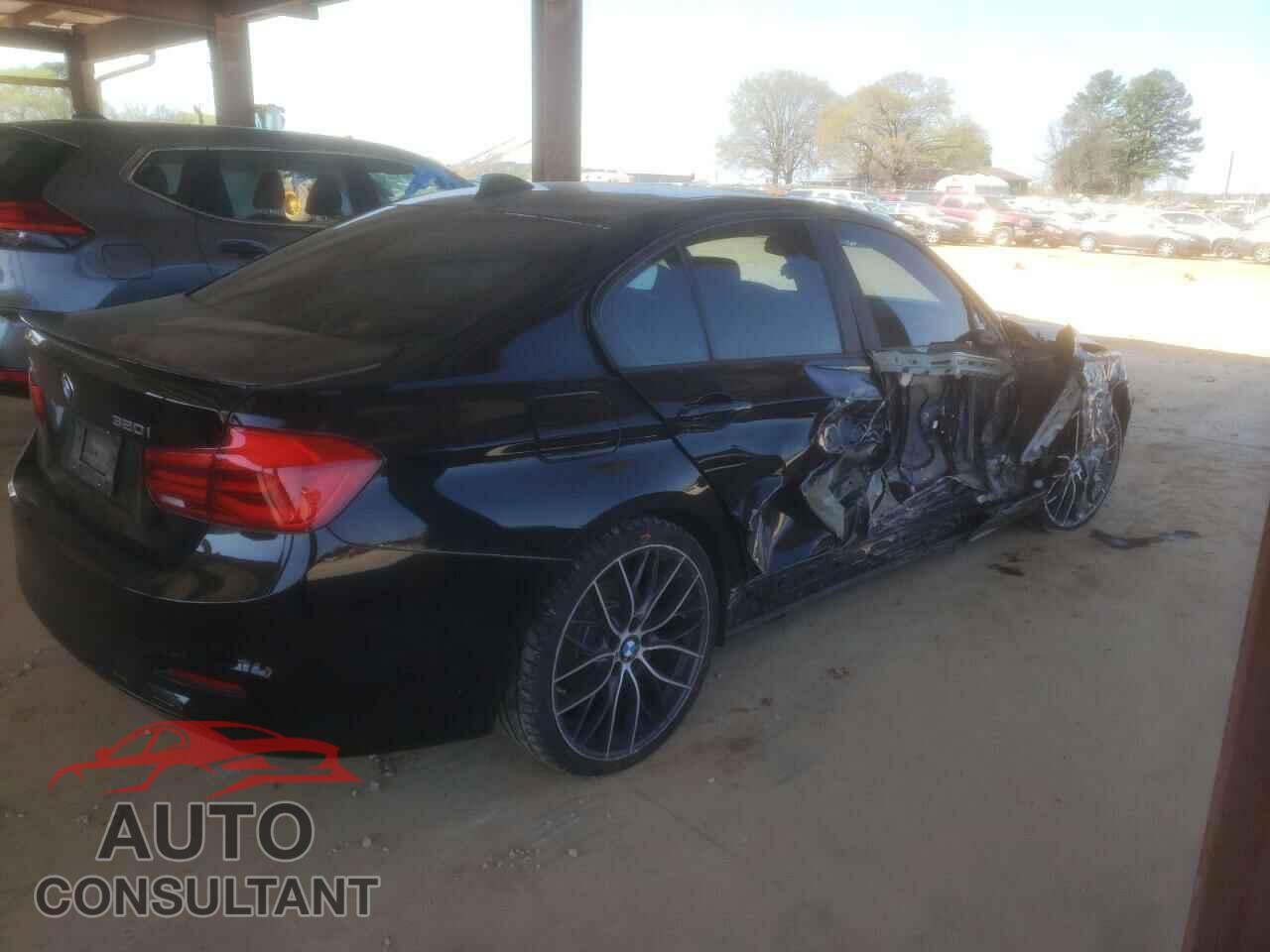 BMW 3 SERIES 2016 - WBA8E1G59GNU12150