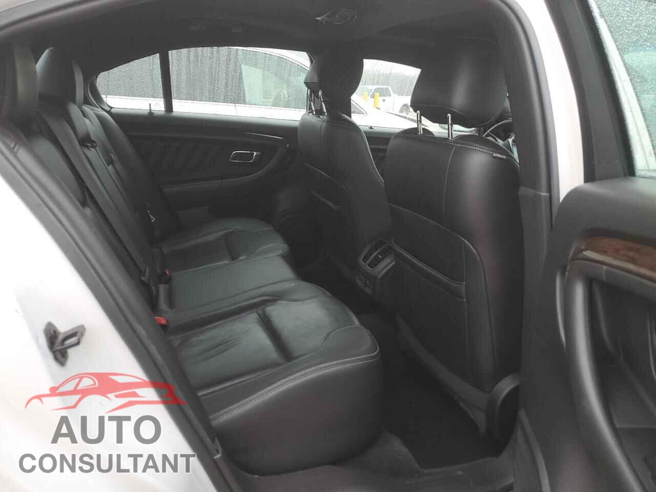 FORD TAURUS 2017 - 1FAHP2F85HG117119