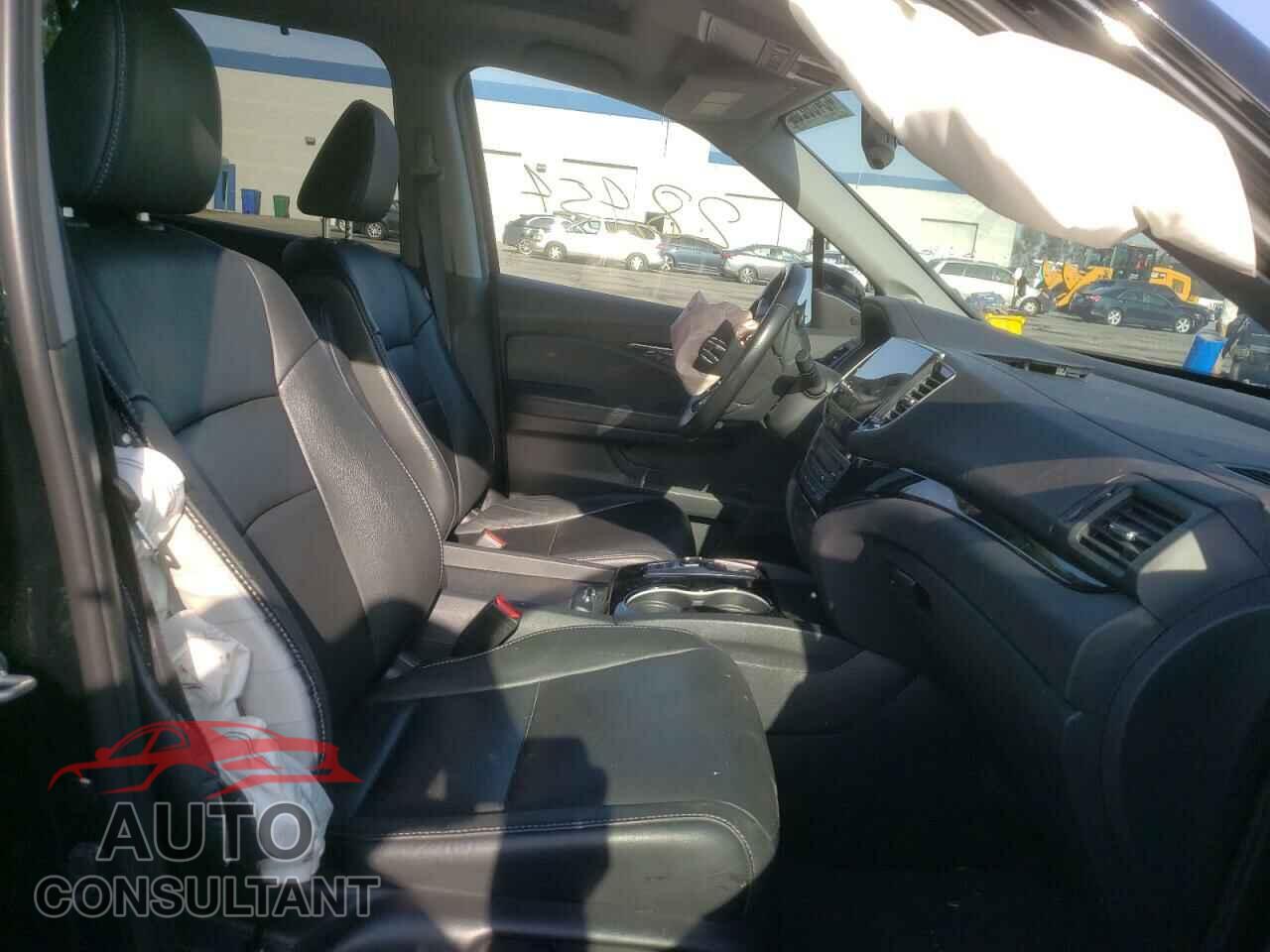 HONDA PILOT 2019 - 5FNYF5H99KB042396