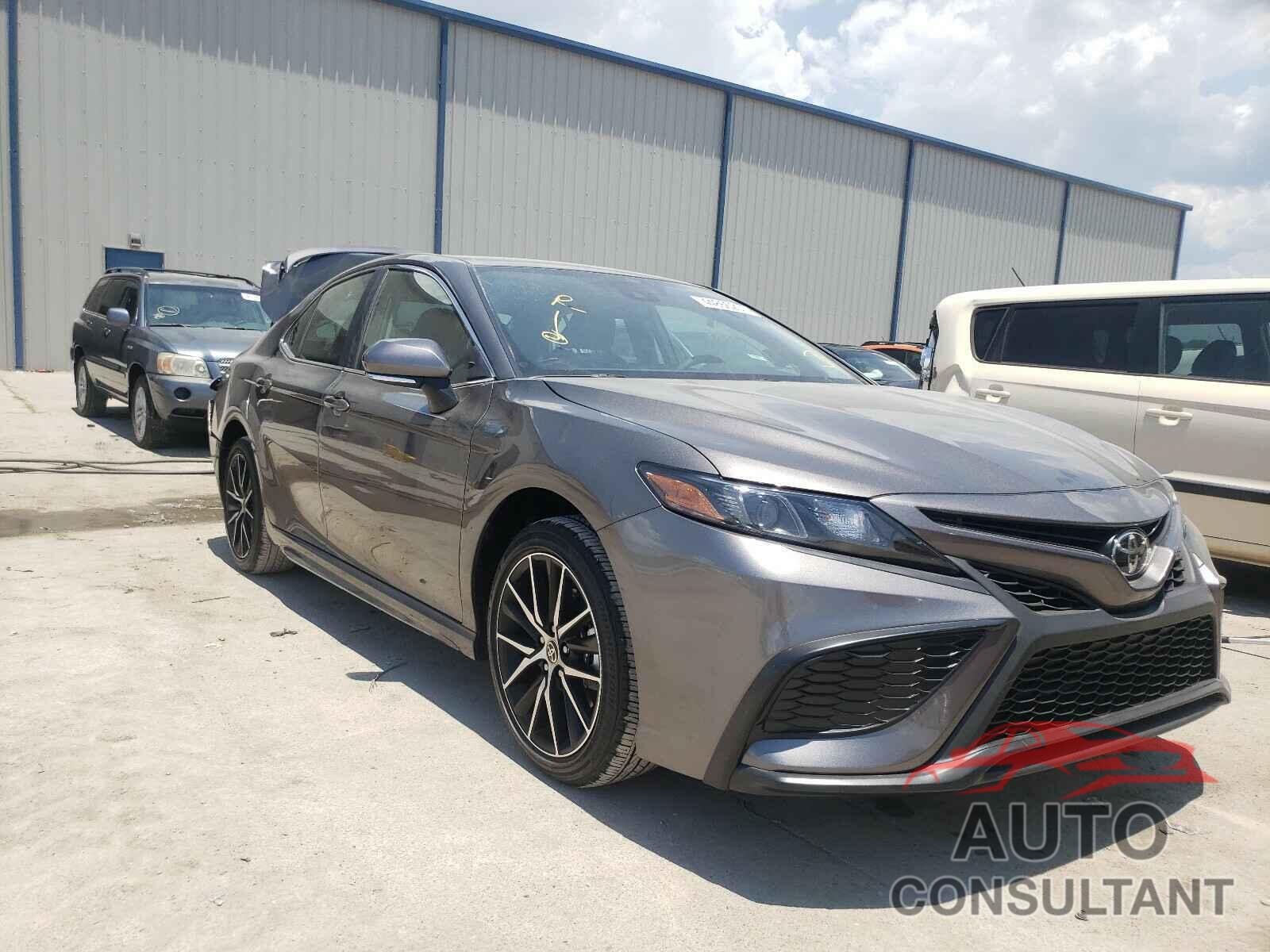 TOYOTA CAMRY 2021 - 4T1T11AKXMU573675