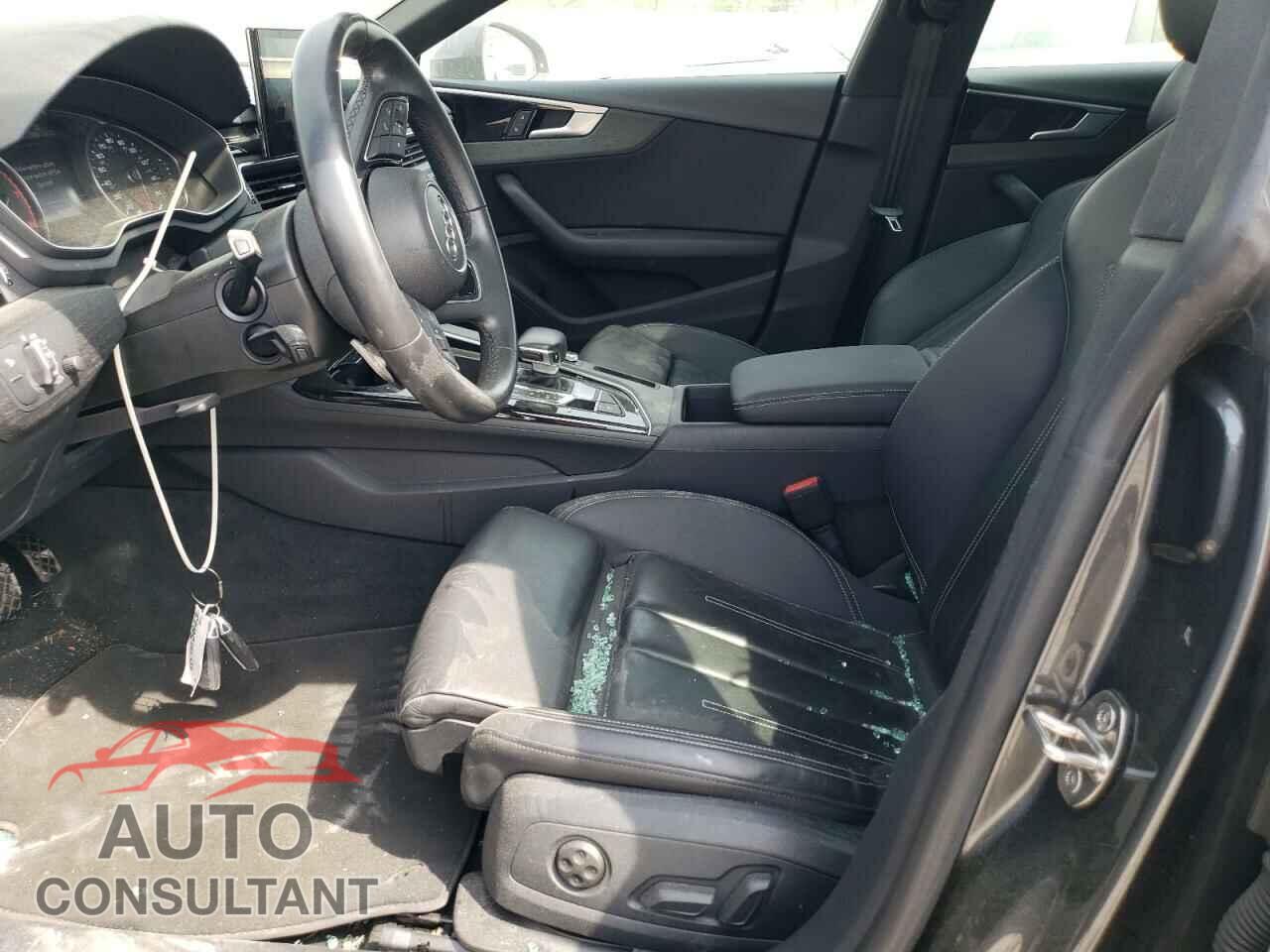 AUDI A5 2021 - WAUDACF55MA012273