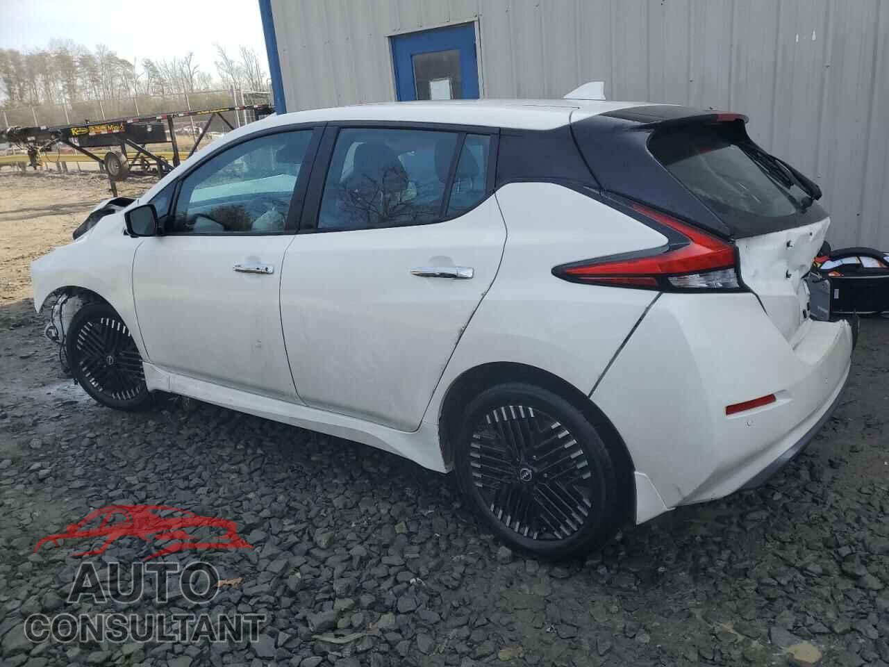 NISSAN LEAF 2023 - 1N4CZ1CV5PC556898