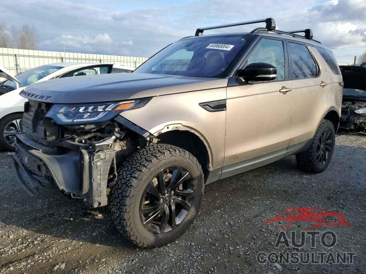 LAND ROVER DISCOVERY 2017 - SALRRBBV3HA024471