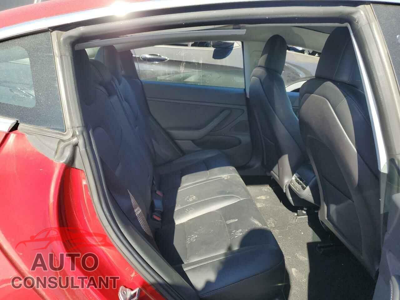 TESLA MODEL 3 2019 - 5YJ3E1EA2KF305624