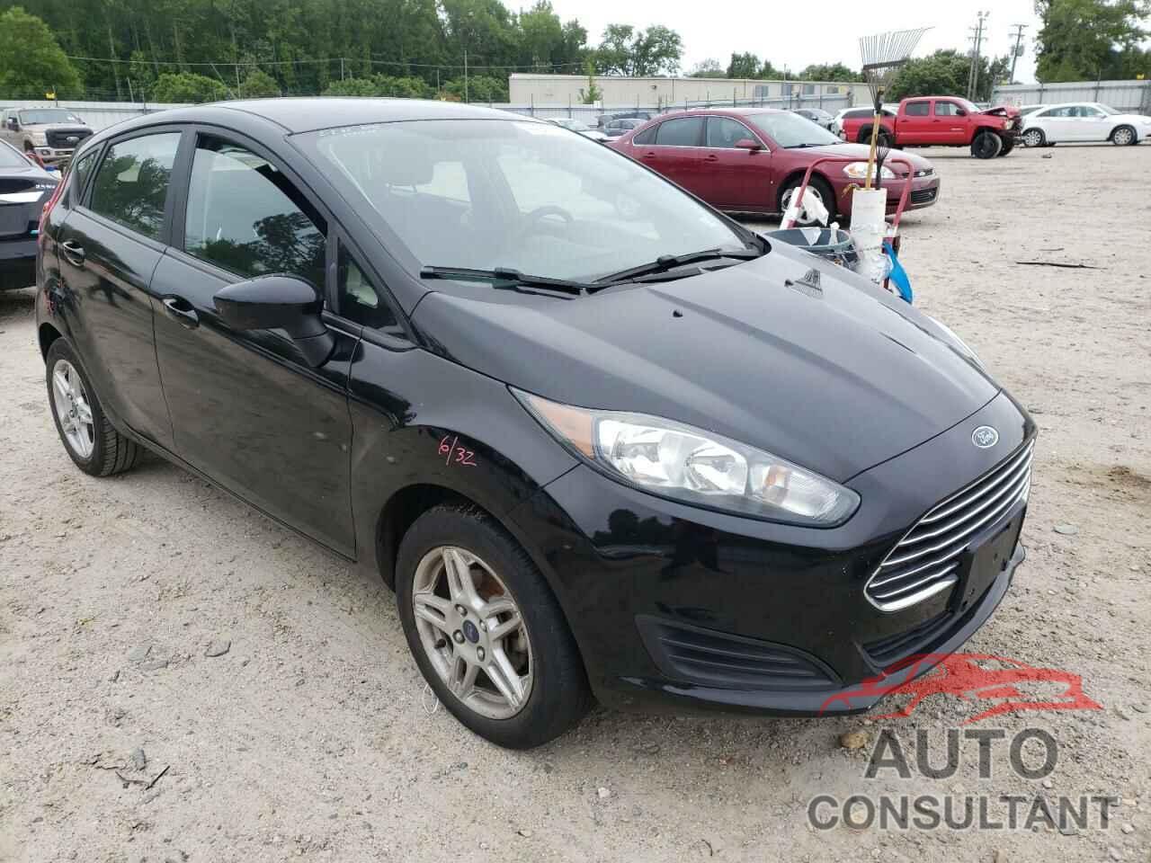 FORD FIESTA 2018 - 3FADP4EJ4JM100502