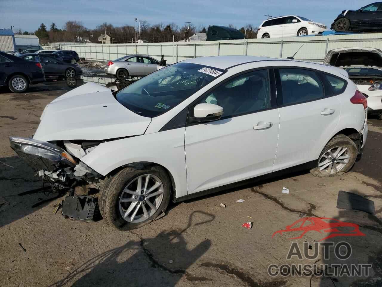 FORD FOCUS 2017 - 1FADP3K28HL322026