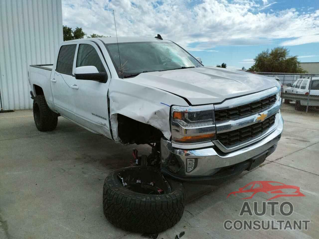 CHEVROLET SILVERADO 2018 - 3GCUKREC8JG178853