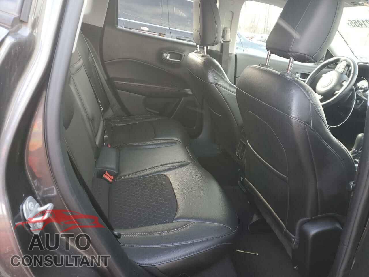 JEEP COMPASS 2018 - 3C4NJDBB3JT453722