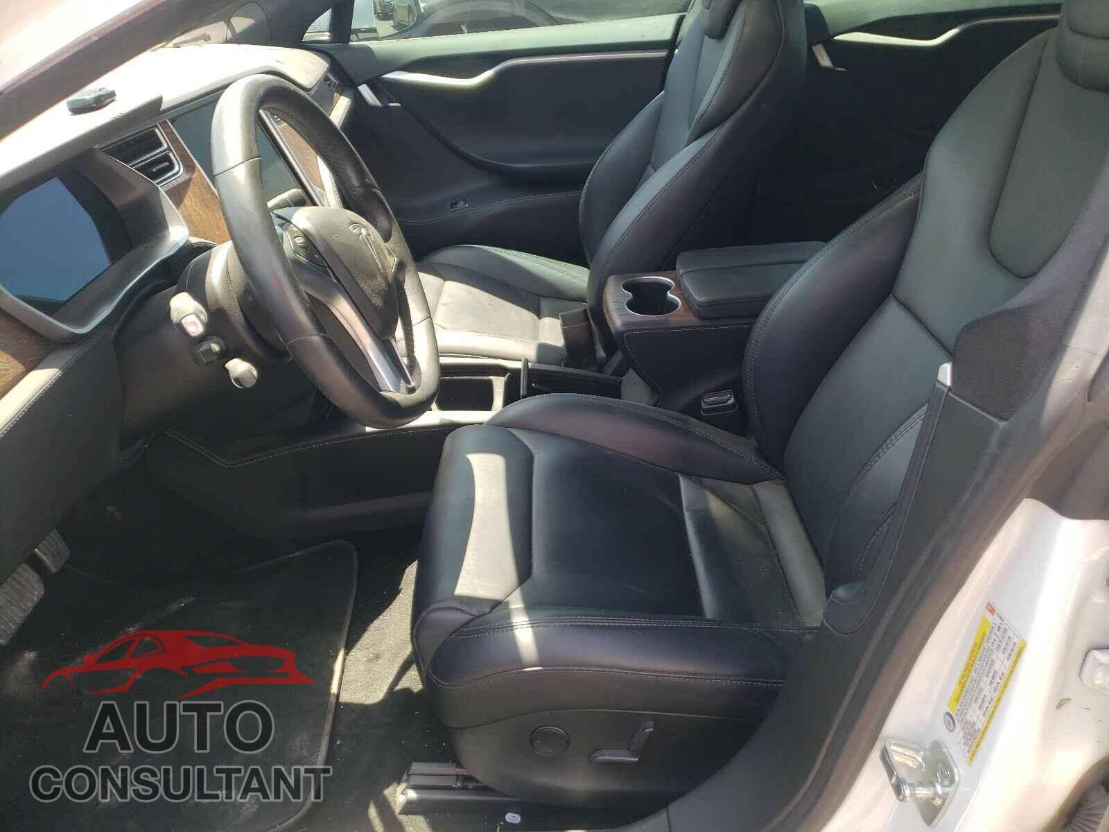 TESLA MODEL S 2017 - 5YJSA1E14HF217657