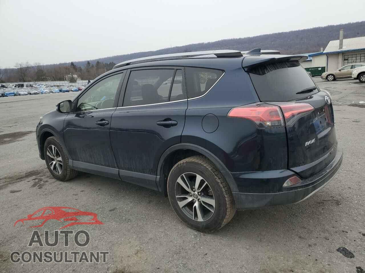 TOYOTA RAV4 2017 - JTMRFREV7HJ707732