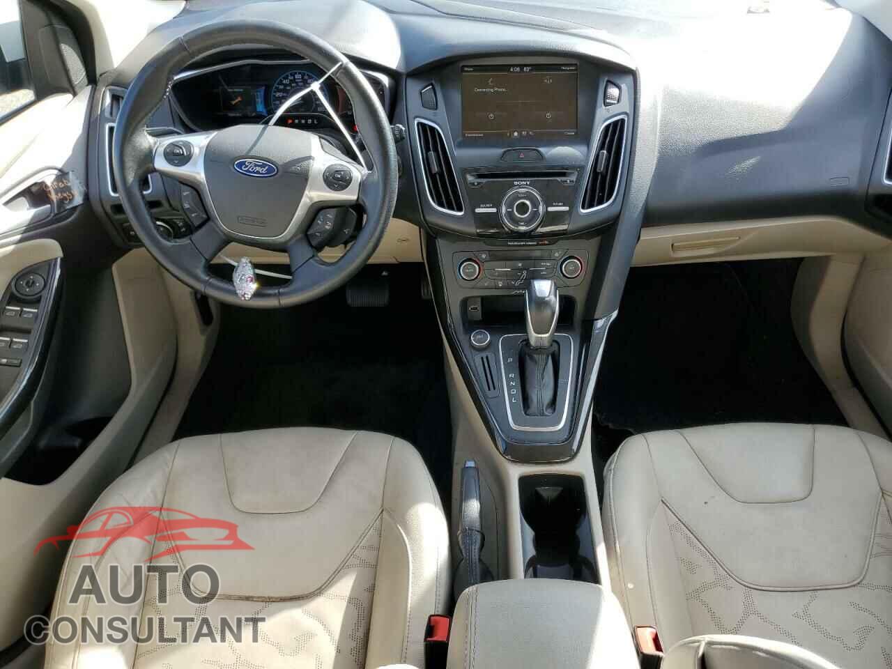 FORD FOCUS 2015 - 1FADP3R41FL281341
