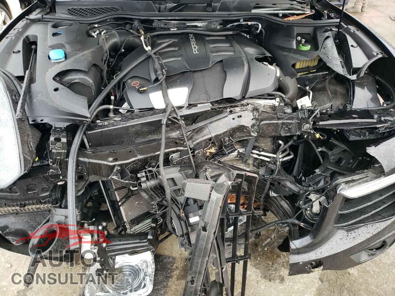 PORSCHE CAYENNE 2016 - WP1AF2A29GKA40265