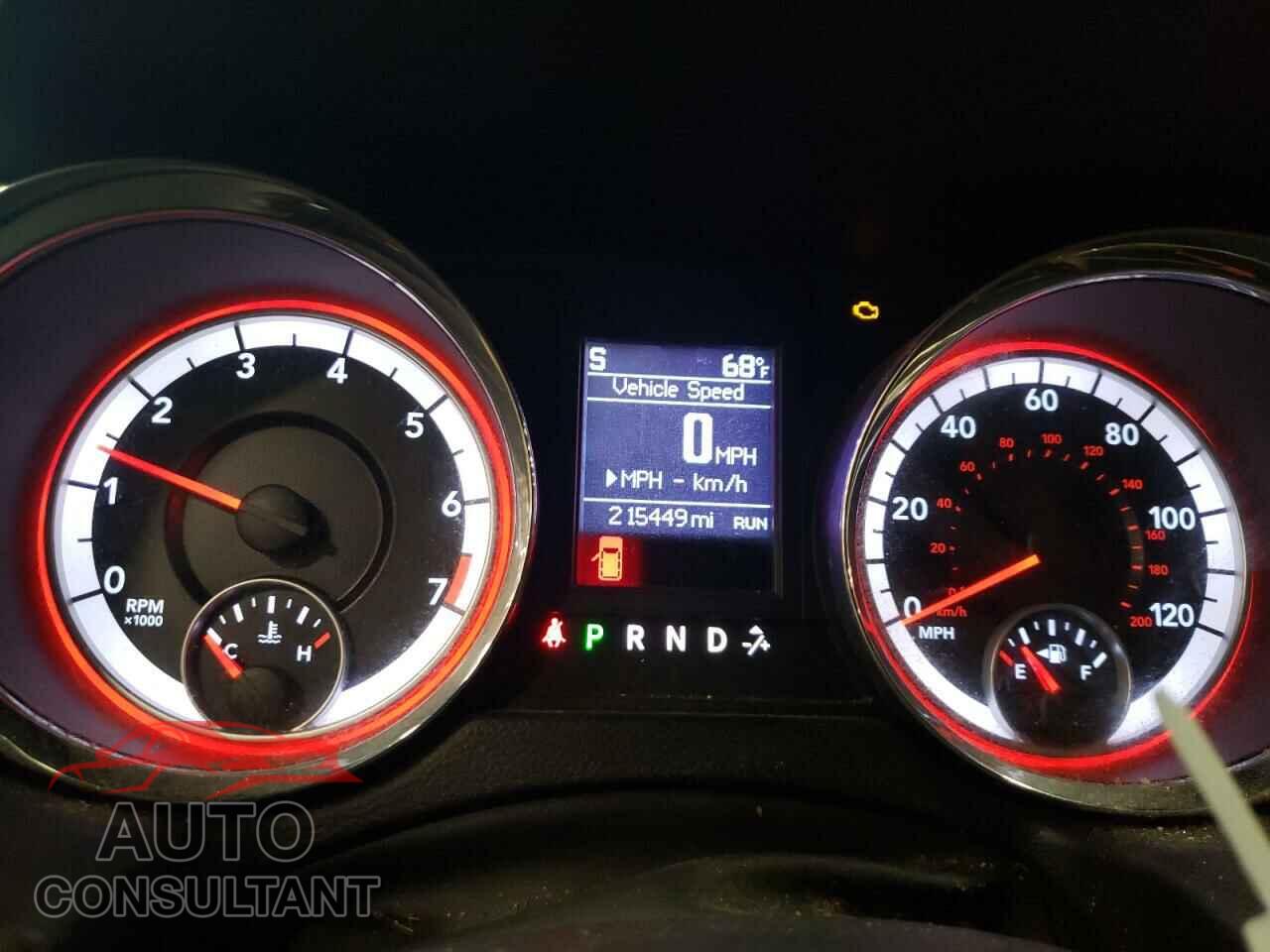 DODGE CARAVAN 2011 - 2D4RN5DG8BR765045