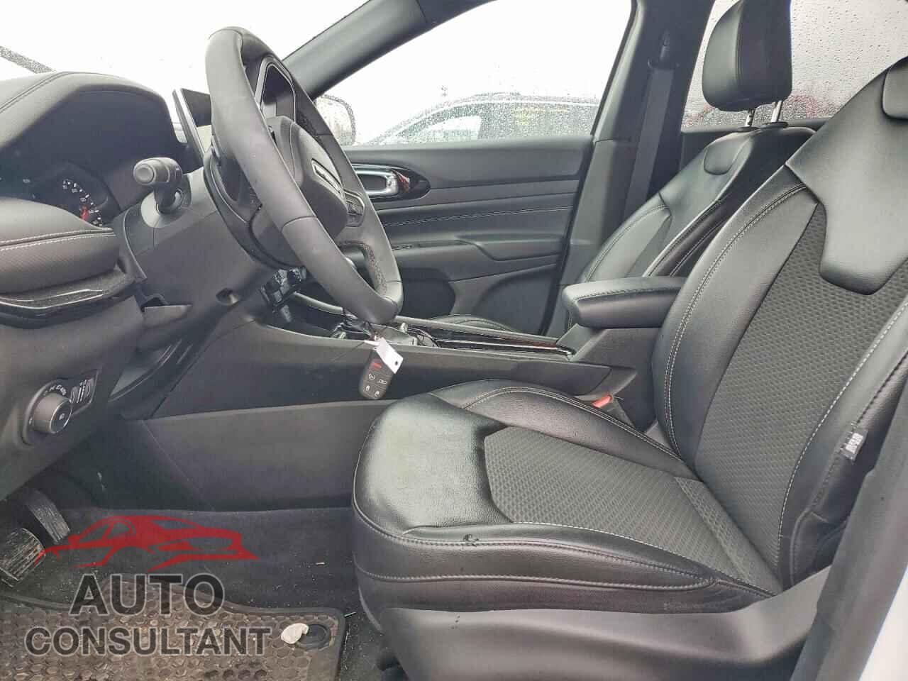 JEEP COMPASS 2023 - 3C4NJDBN7PT533303