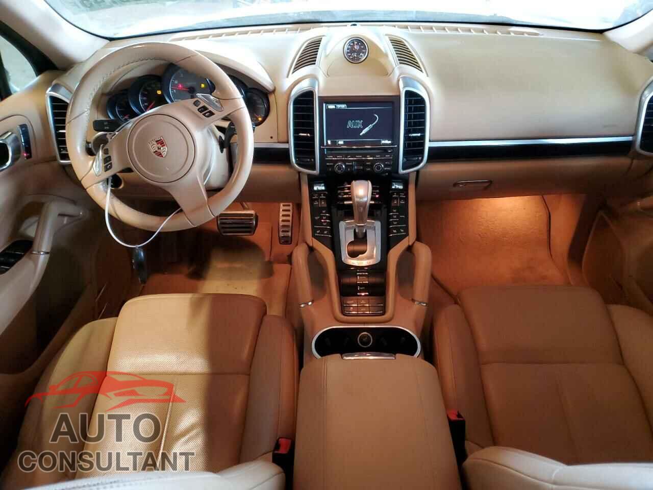 PORSCHE CAYENNE 2012 - WP1AE2A28CLA93269