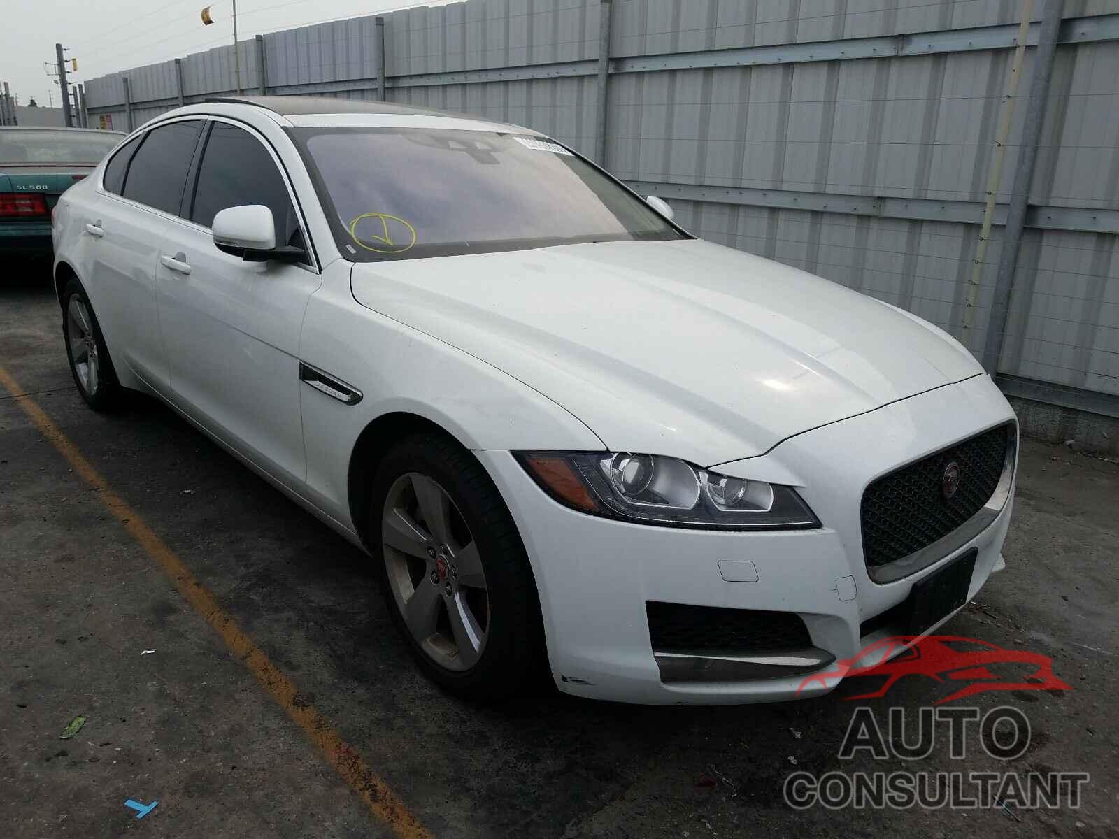 JAGUAR XF 2018 - SAJBR4FX0JCY69564