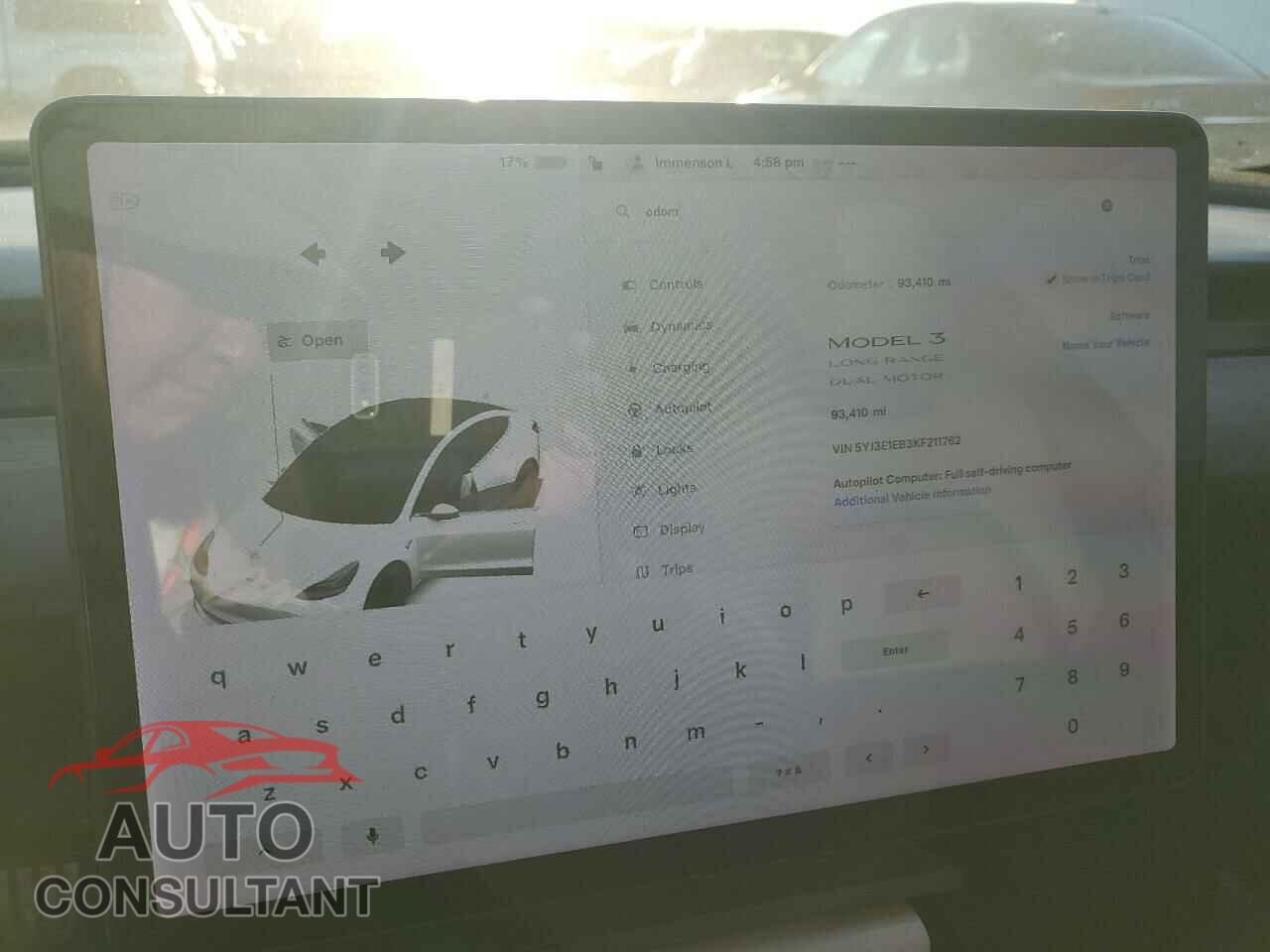 TESLA MODEL 3 2019 - 5YJ3E1EB3KF211762