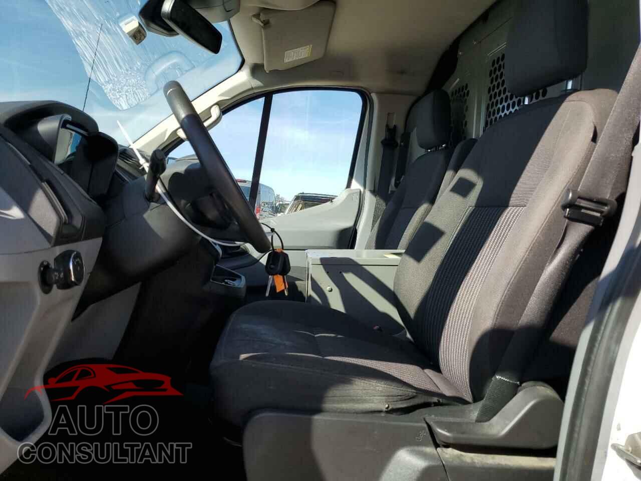 FORD TRANSIT 2019 - 1FTYE1ZM4KKB87976