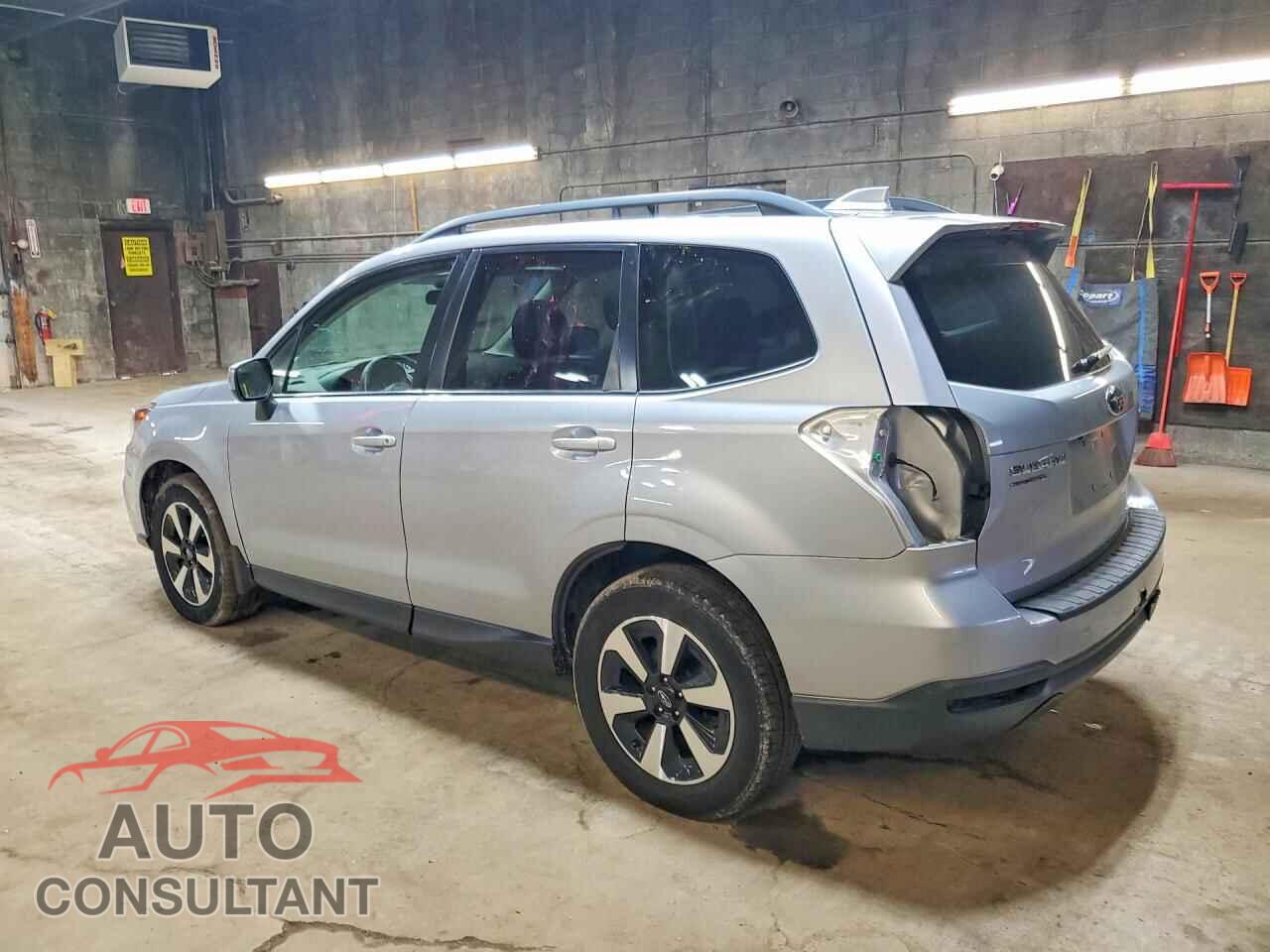 SUBARU FORESTER 2017 - JF2SJAEC6HH542541