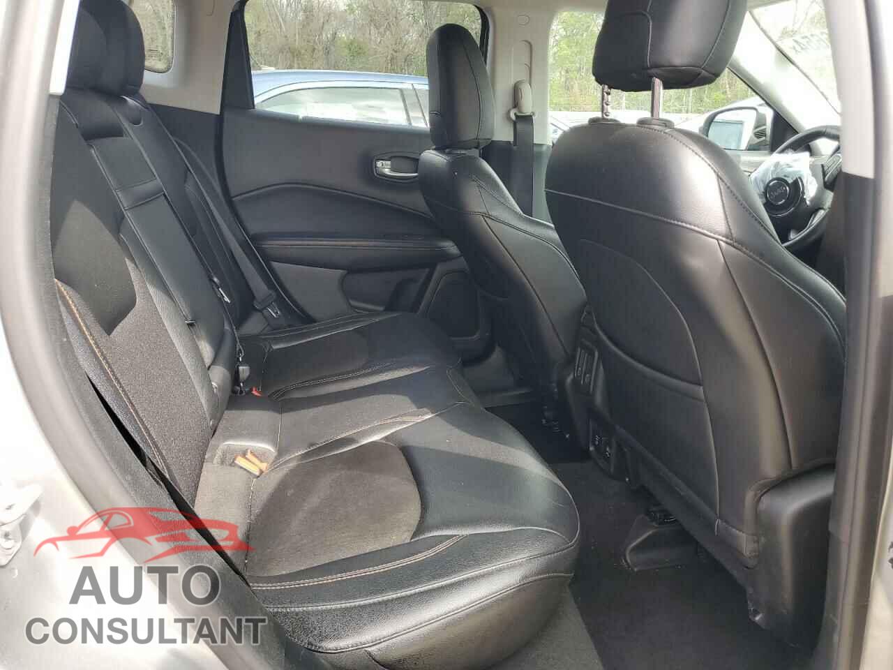 JEEP COMPASS 2017 - 3C4NJCBB9HT647515