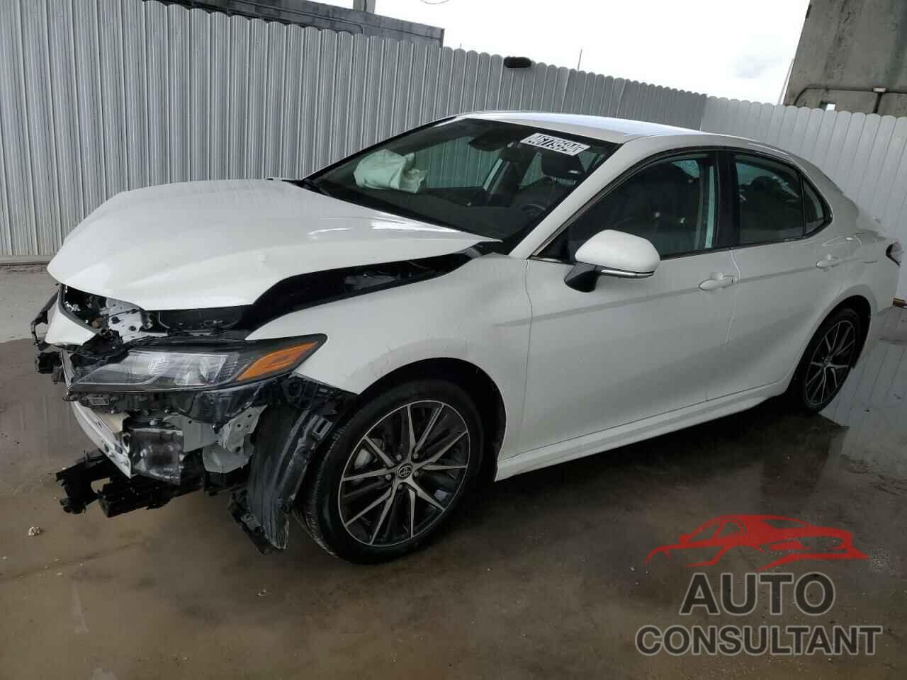 TOYOTA CAMRY 2023 - 4T1G11AK8PU779308