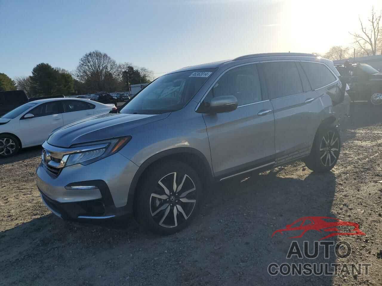 HONDA PILOT 2020 - 5FNYF5H65LB010911