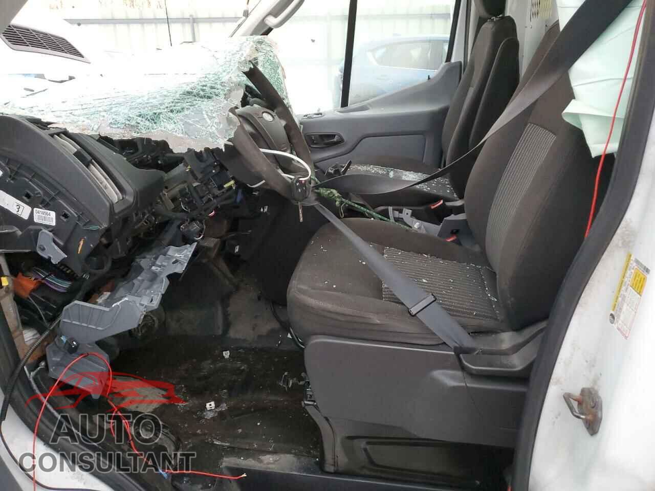FORD TRANSIT 2017 - 1FTYR2CM1HKB27147