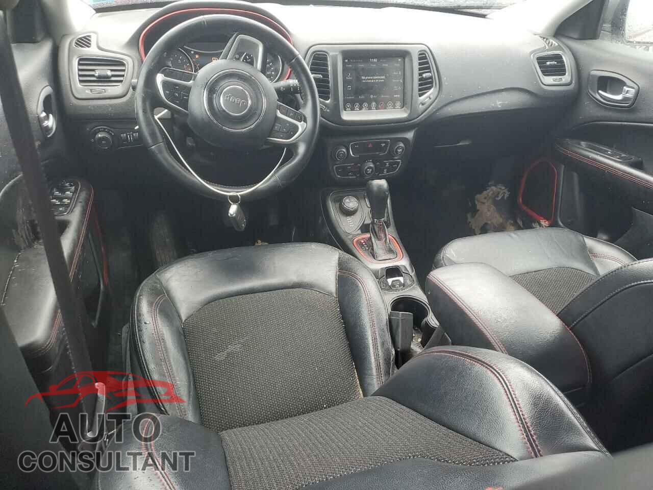 JEEP COMPASS 2018 - 3C4NJDDB8JT451297