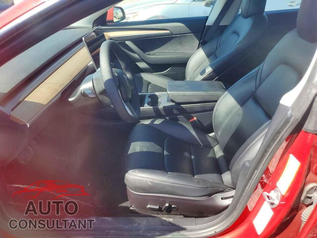 TESLA MODEL 3 2021 - 5YJ3E1EB1MF974110