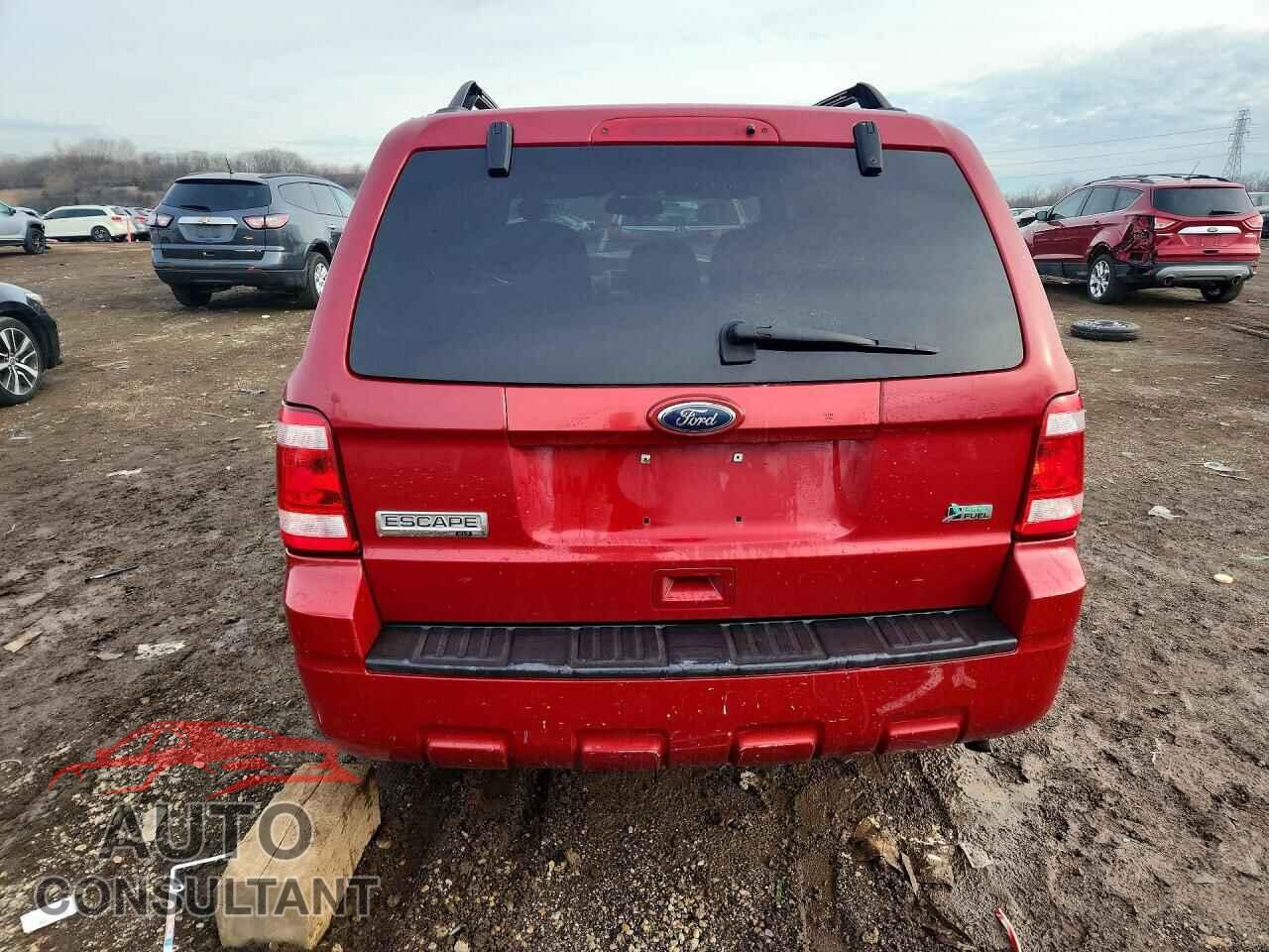 FORD ESCAPE 2011 - 1FMCU9DG4BKB70913