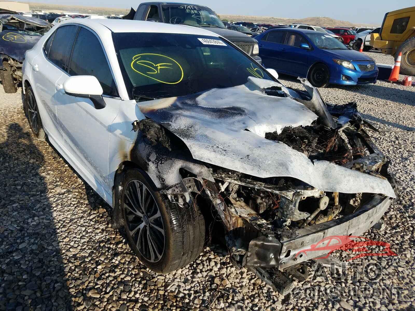 TOYOTA CAMRY 2020 - 4T1G11AK9LU897717