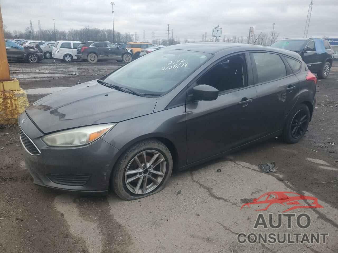 FORD FOCUS 2018 - 1FADP3K26JL212176