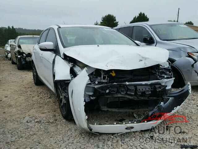 FORD FOCUS 2017 - 1FADP3M23HL201613