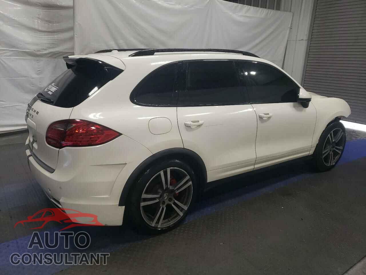 PORSCHE CAYENNE 2011 - WP1AB2A24BLA55206
