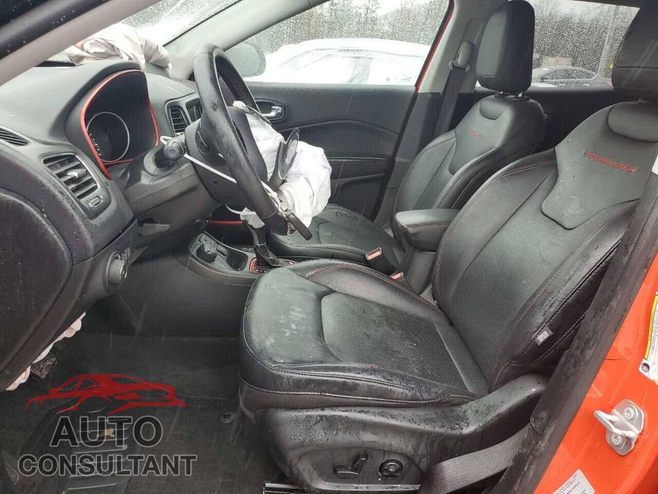 JEEP COMPASS 2017 - 3C4NJDDBXHT641208