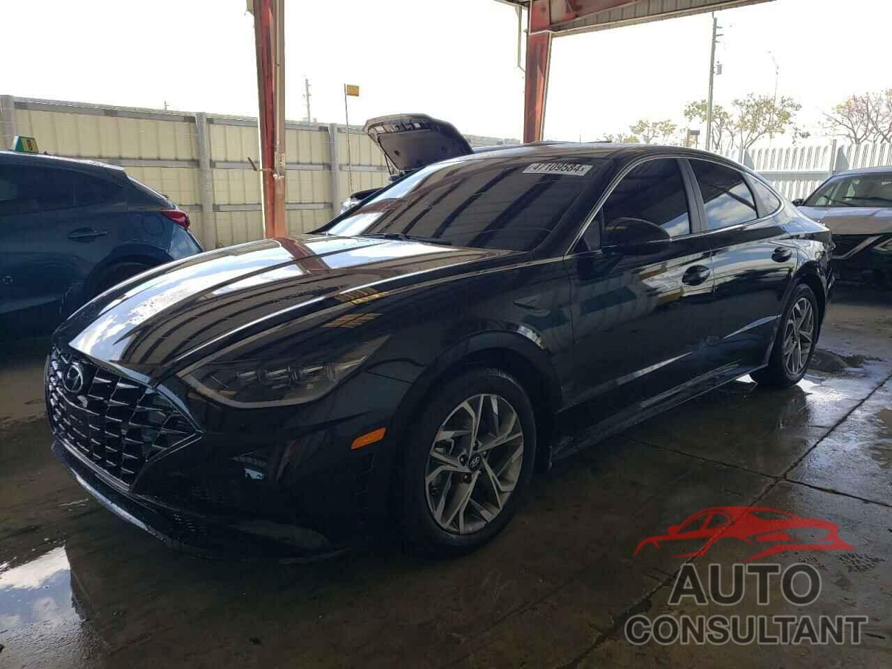 HYUNDAI SONATA 2023 - KMHL64JA2PA325629
