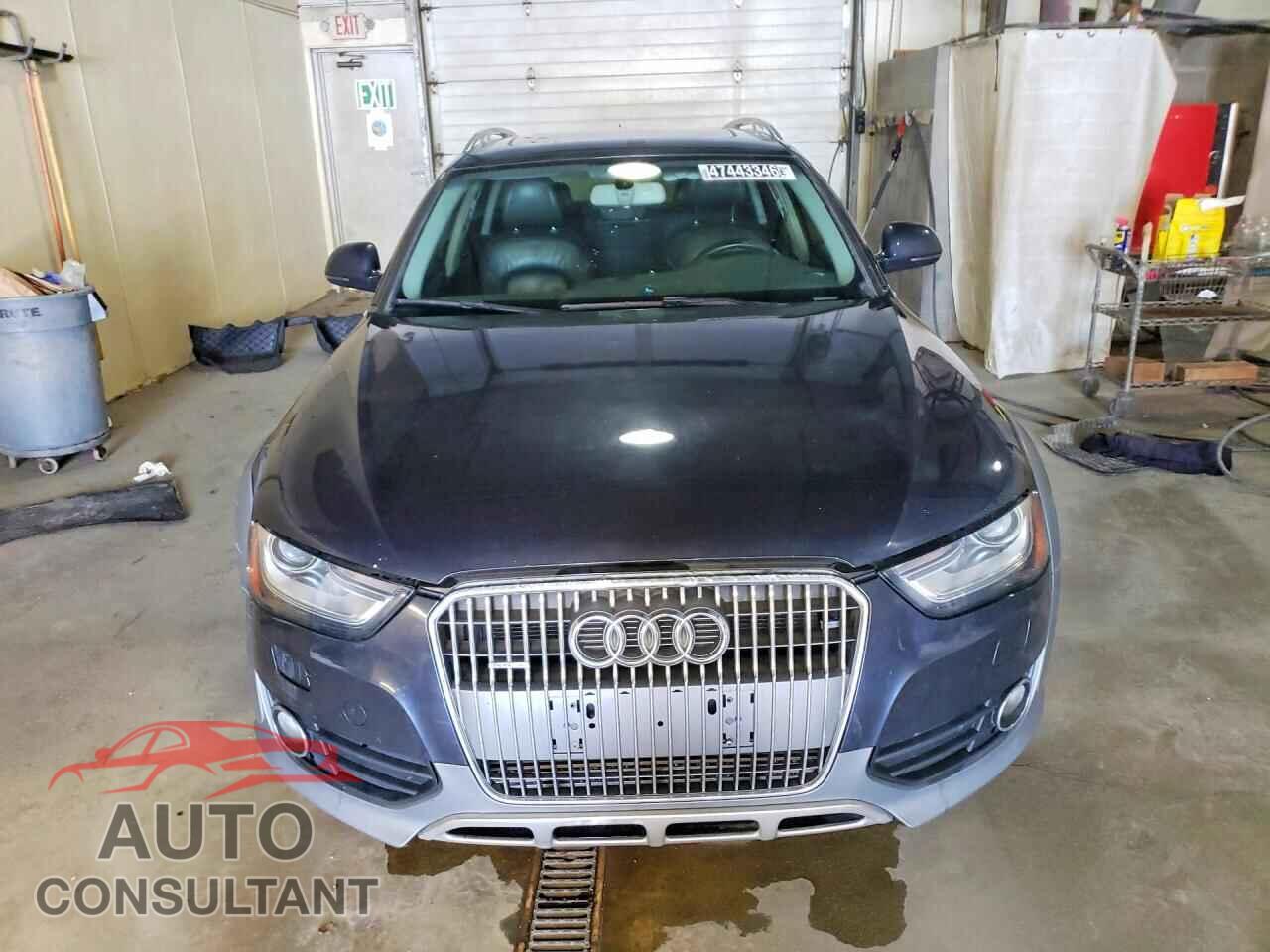 AUDI A4 2015 - WA1TFAFL8FA120581