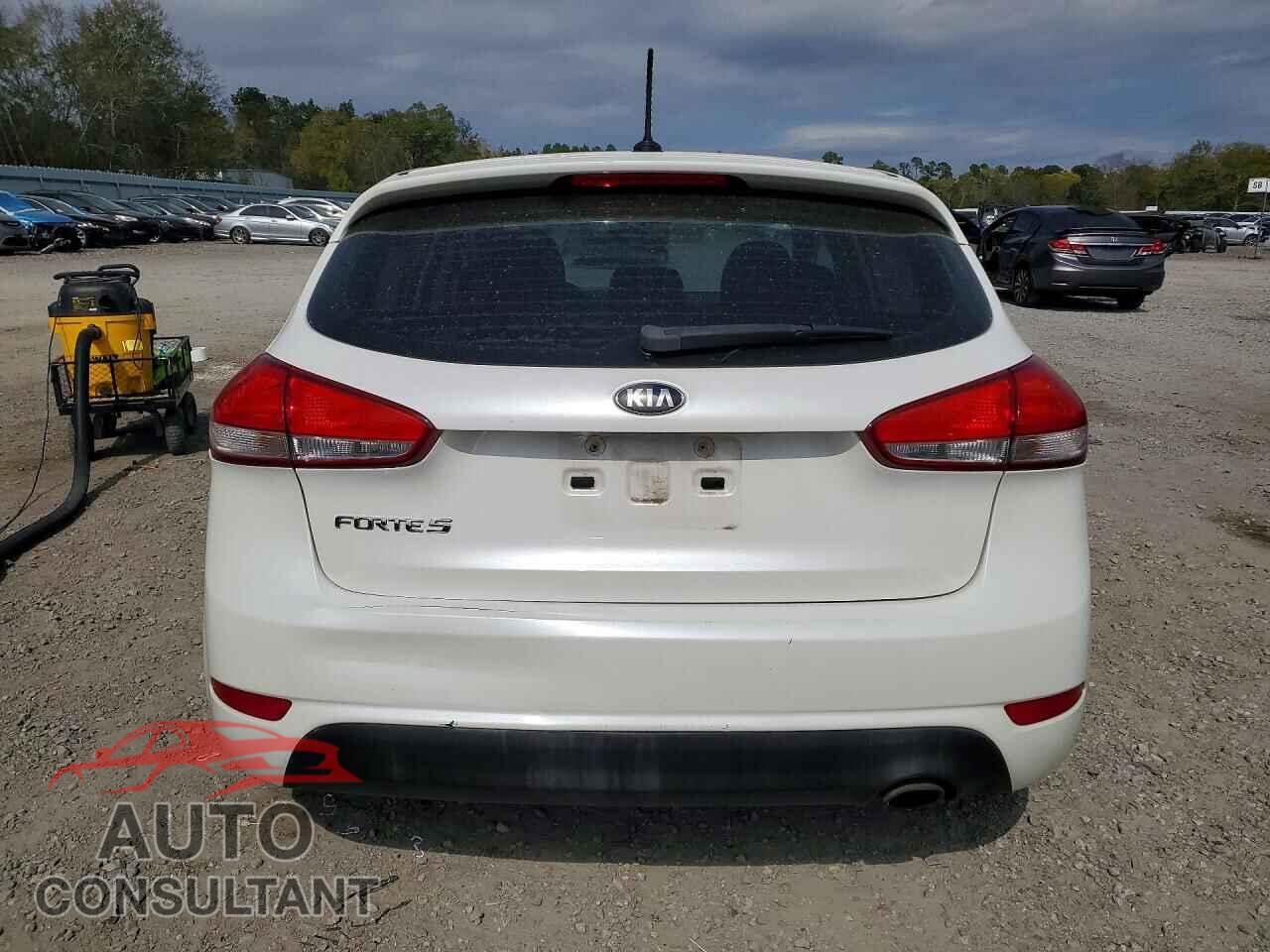 KIA FORTE 2016 - KNAFK5A80G5584898