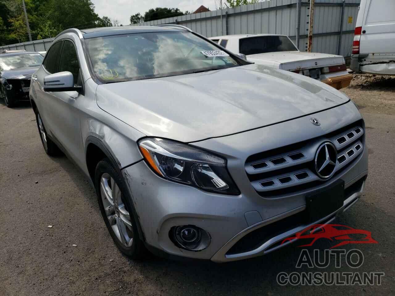 MERCEDES-BENZ GLA-CLASS 2018 - WDCTG4GB0JJ458182