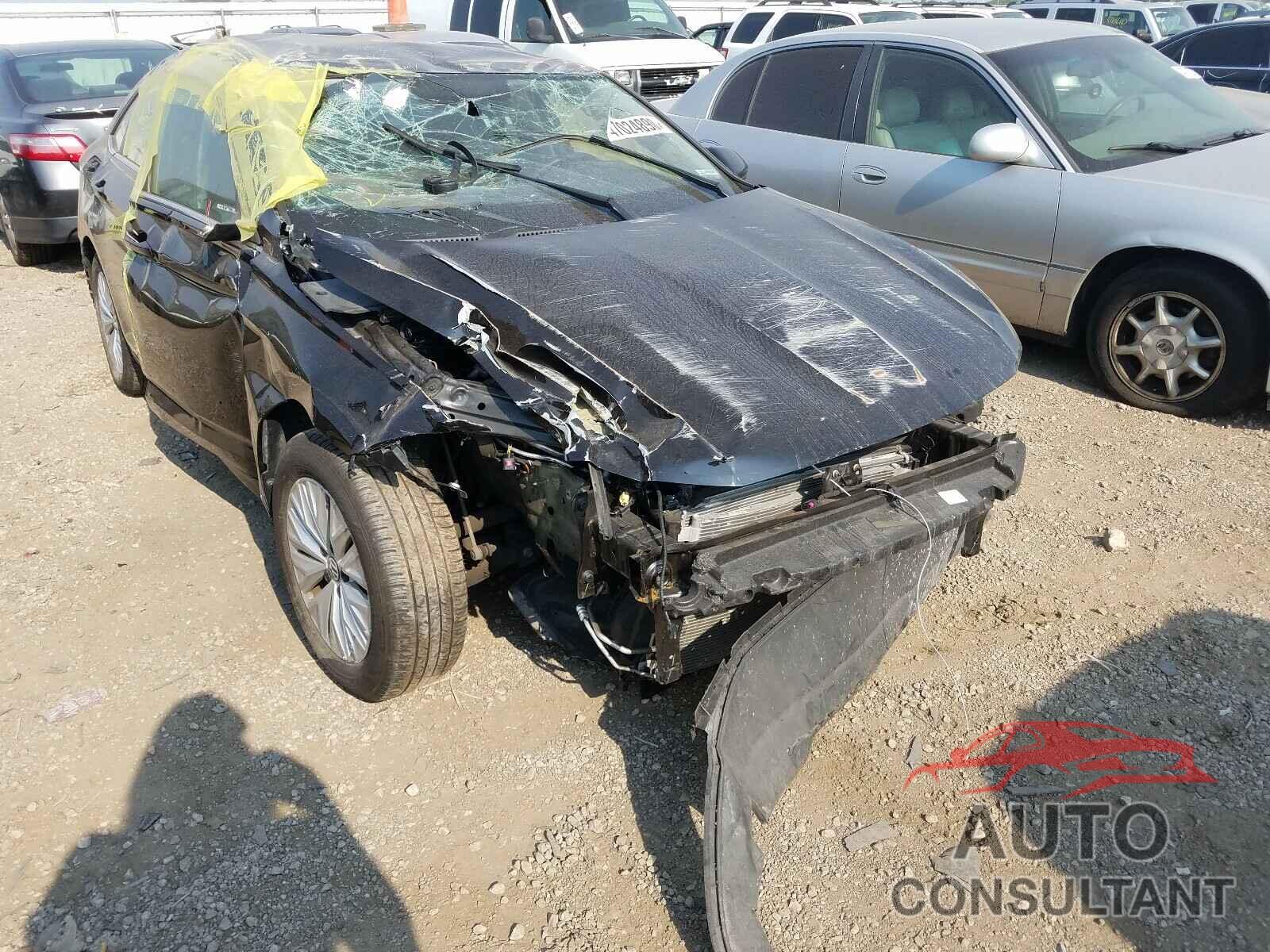VOLKSWAGEN JETTA 2019 - 3VWN57BU4KM182394