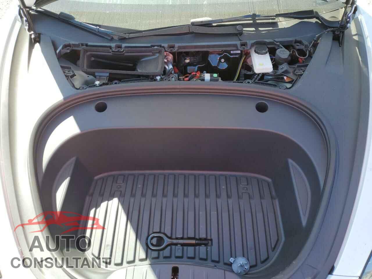 TESLA MODEL 3 2023 - 5YJ3E1EBXPF631462