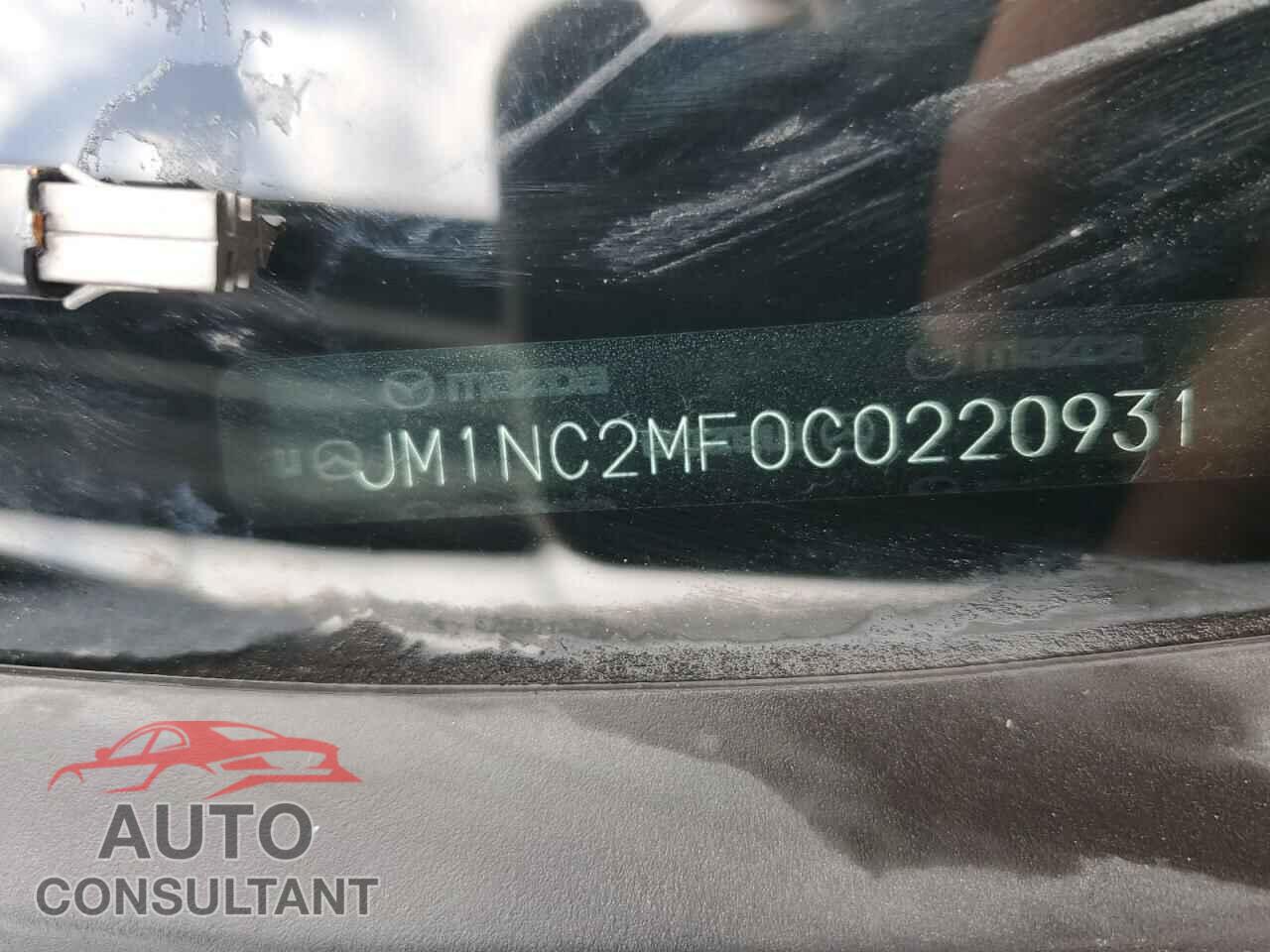 MAZDA MX5 2012 - JM1NC2MF0C0220931