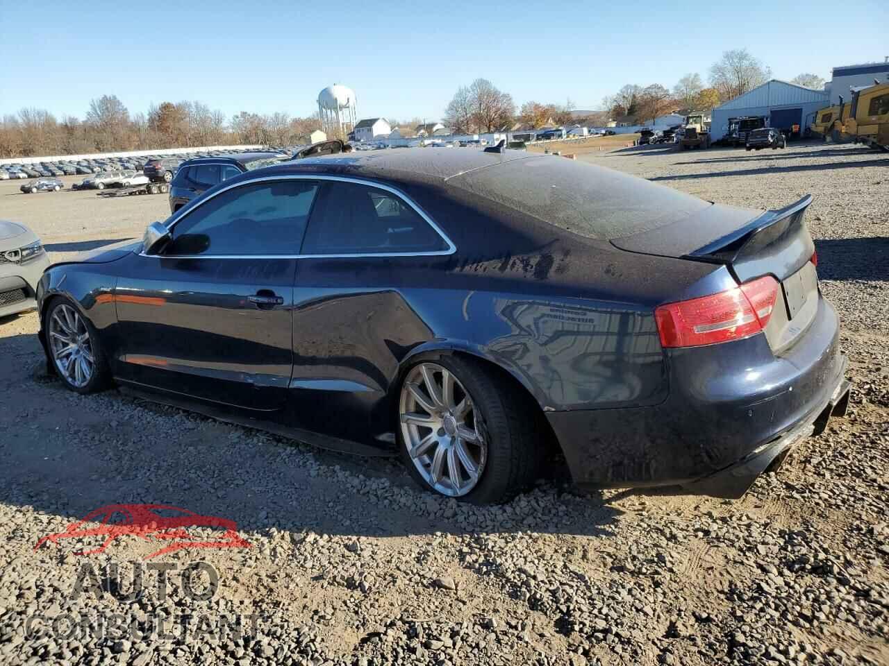 AUDI A5 2011 - WAULFAFR3BA015996