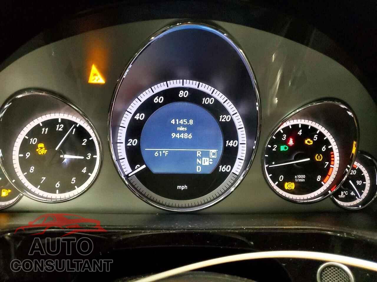 MERCEDES-BENZ E-CLASS 2010 - WDDHF8HB1AA066435