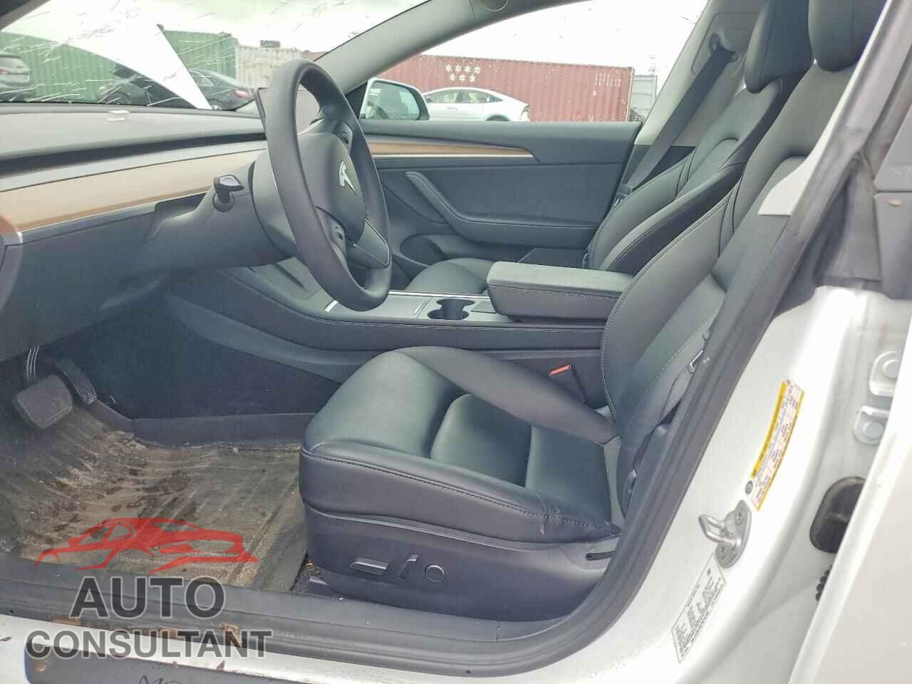 TESLA MODEL 3 2022 - 5YJ3E1EA7NF101552