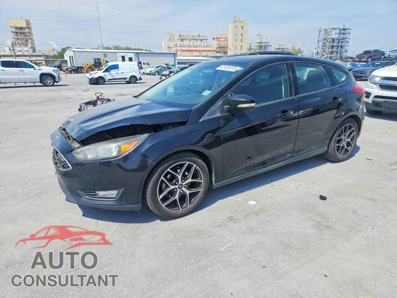 FORD FOCUS 2018 - 1FADP3M2XJL201632