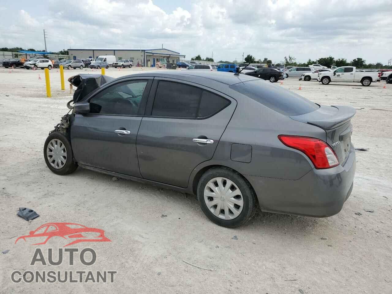 NISSAN VERSA 2017 - 3N1CN7AP3HL839144