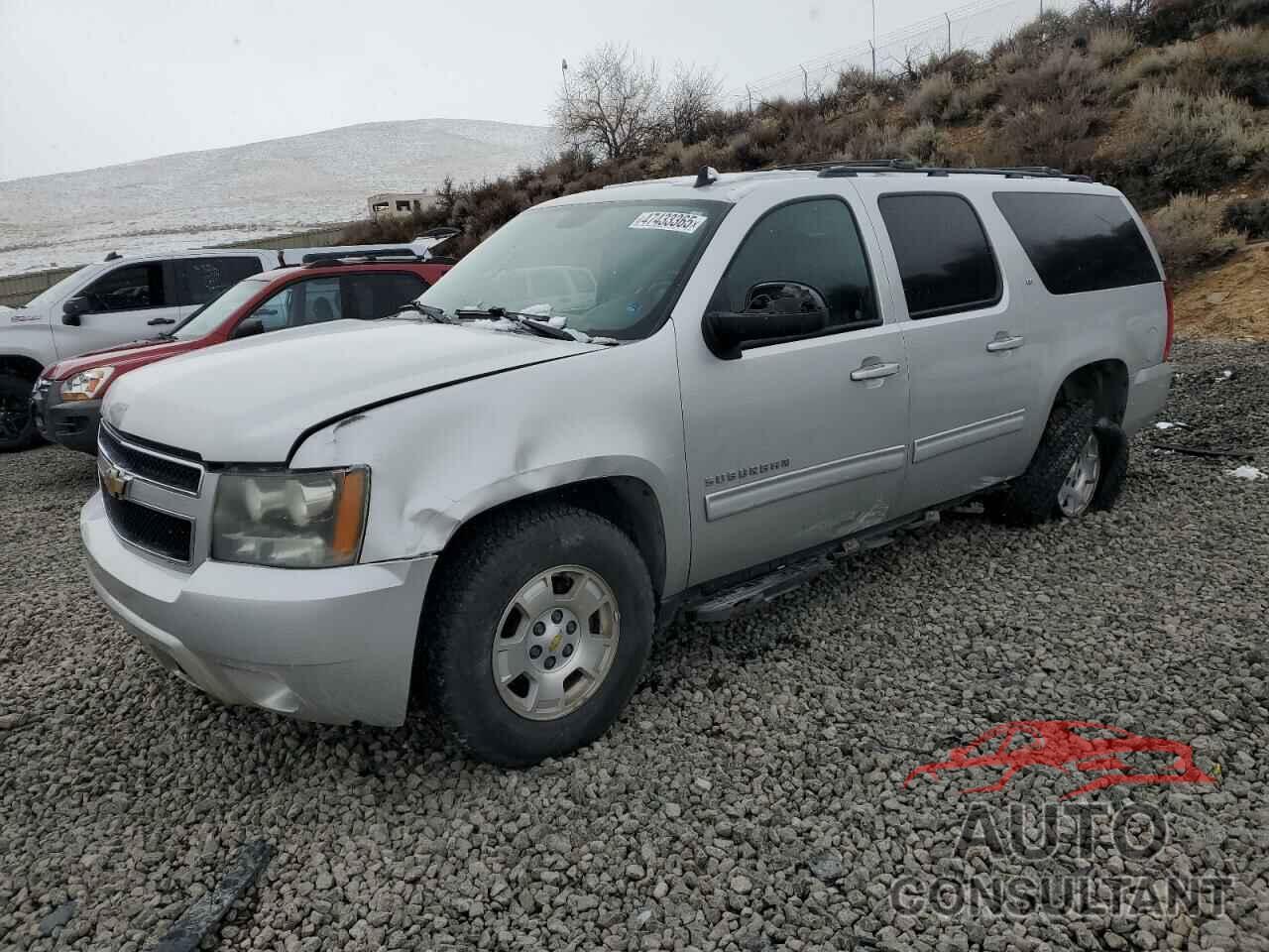 CHEVROLET SUBURBAN 2011 - 1GNSKJE30BR321151