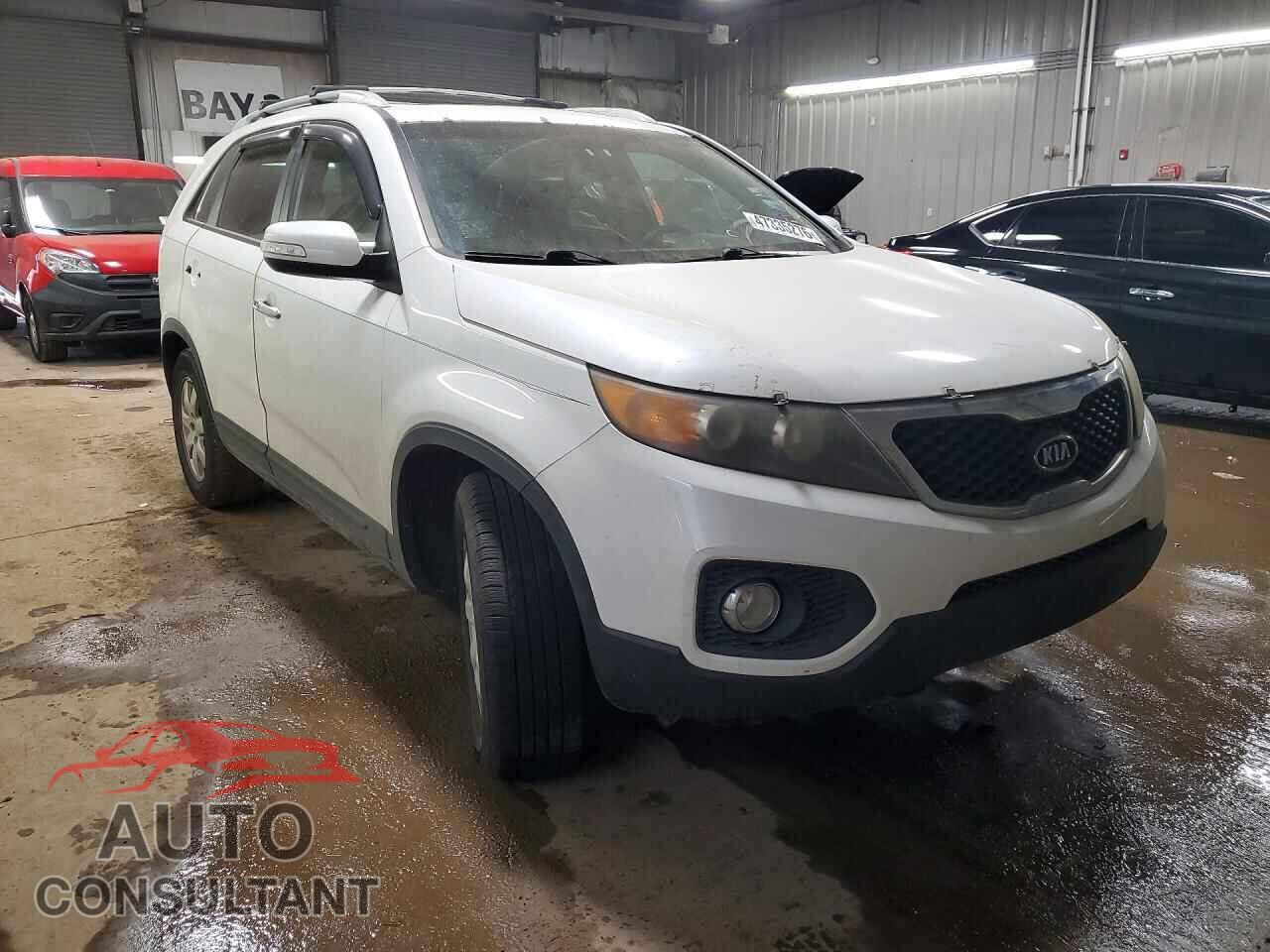 KIA SORENTO 2012 - 5XYKT4A6XCG233361