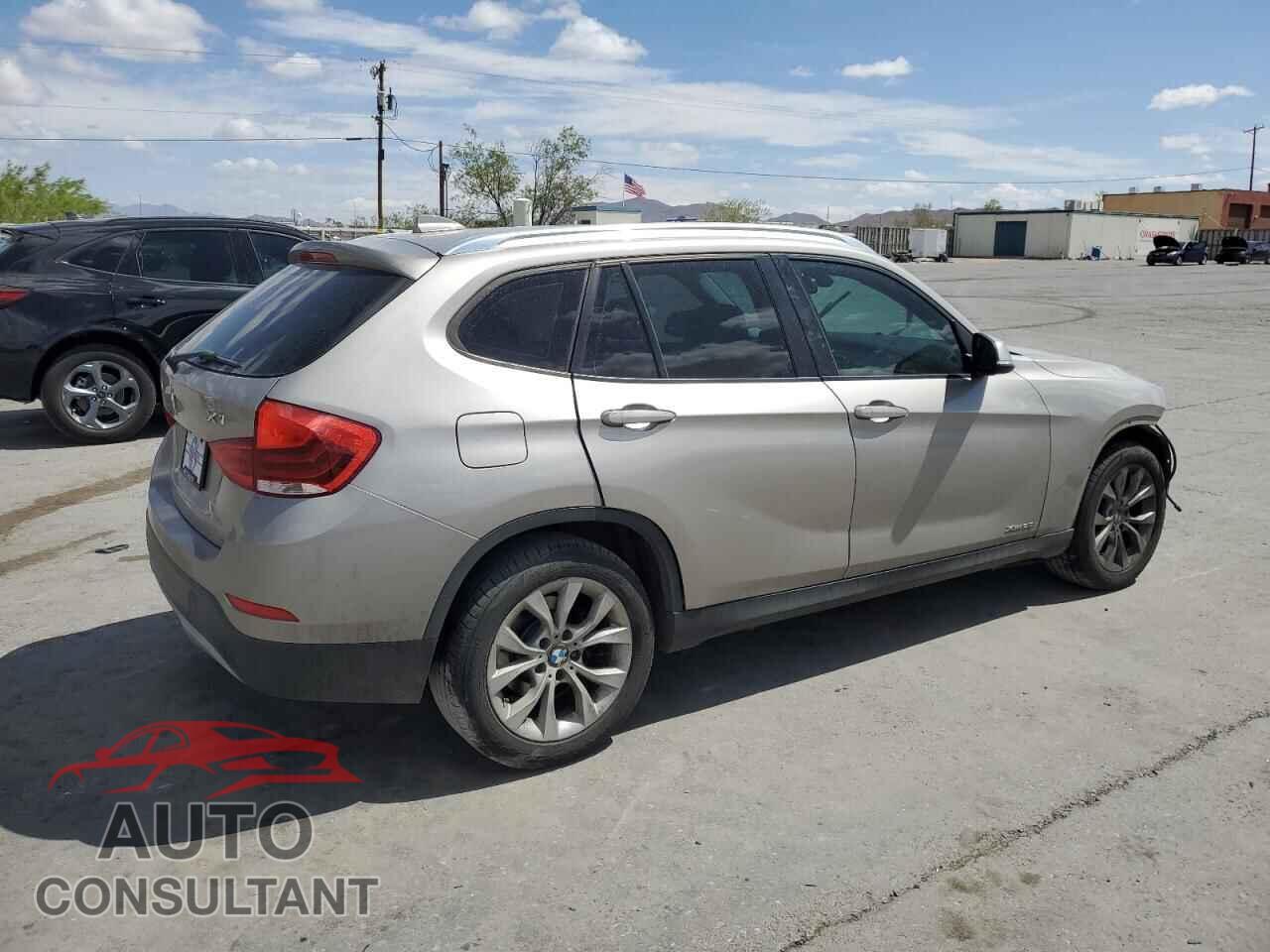 BMW X1 2013 - WBAVL1C56DVR92211